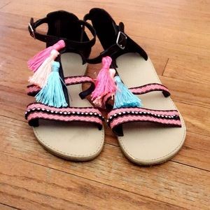 Children’s Place  Size 4 Tassel Sandls